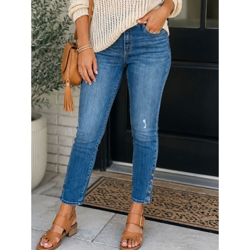 Chico's Jegging Ankle Jeans 0.5R US 6R Pull On Blue Stretch Button Hem Denim